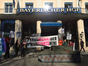 Vorab Protest zum Bayerischen Hof
